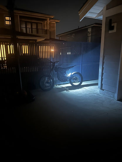 Battery powered rock lights