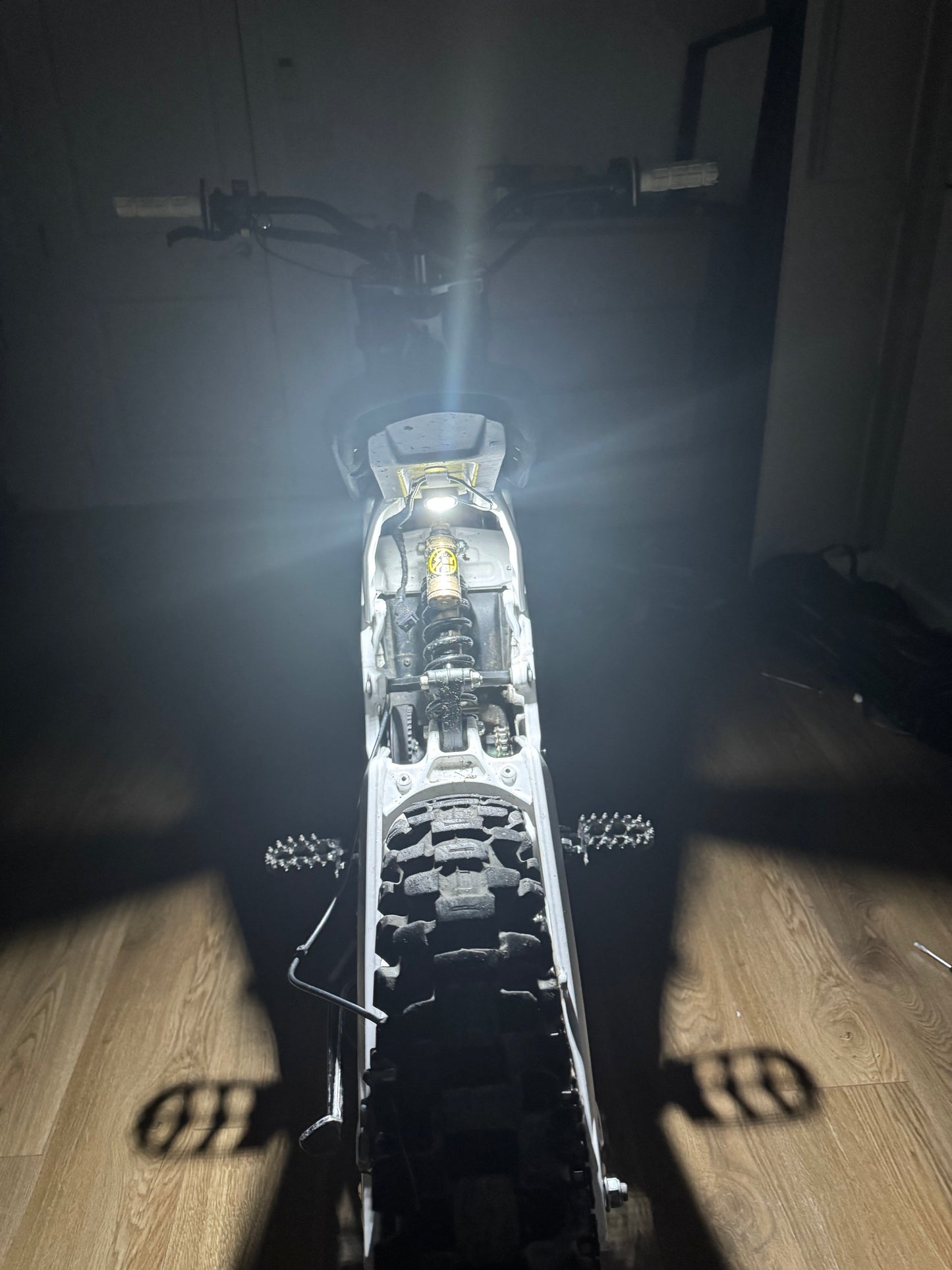 Battery powered rock lights