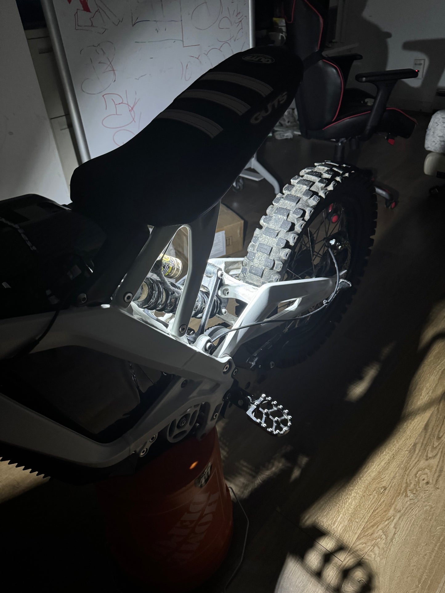 Battery powered rock lights